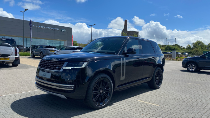 Land Rover Range Rover 3.0 P460e SE 4dr Auto Estate - Image 20